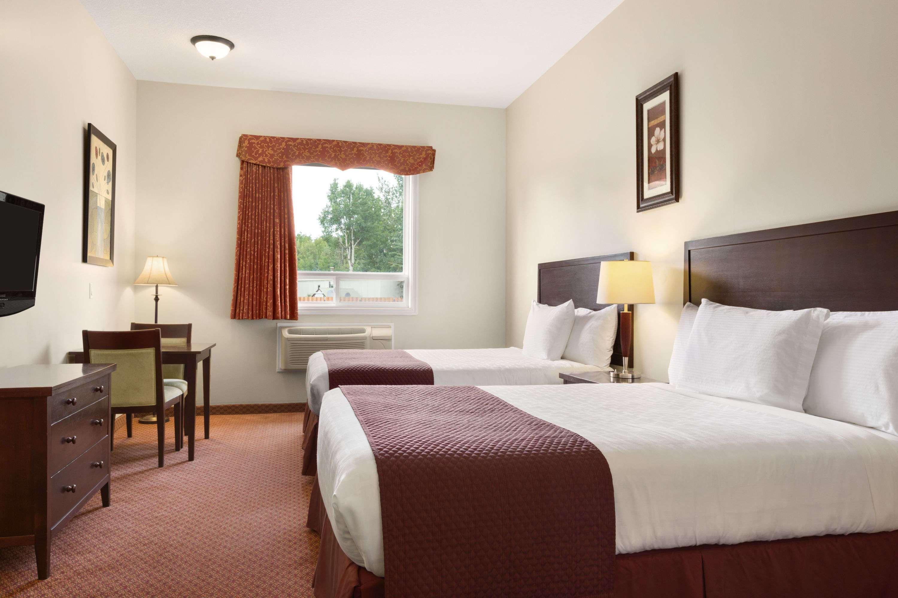 Days Inn By Wyndham Chetwynd Exteriér fotografie