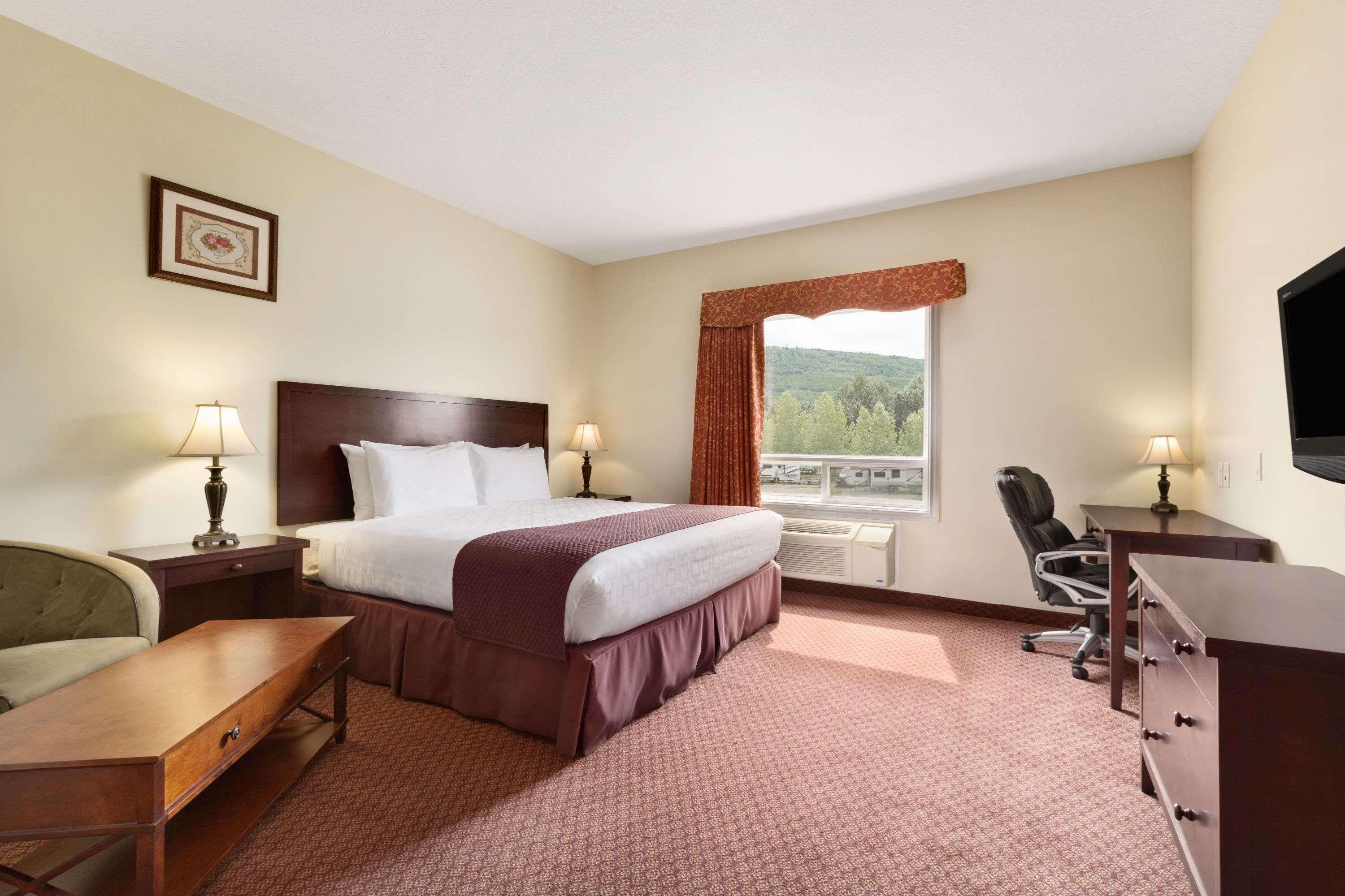 Days Inn By Wyndham Chetwynd Exteriér fotografie