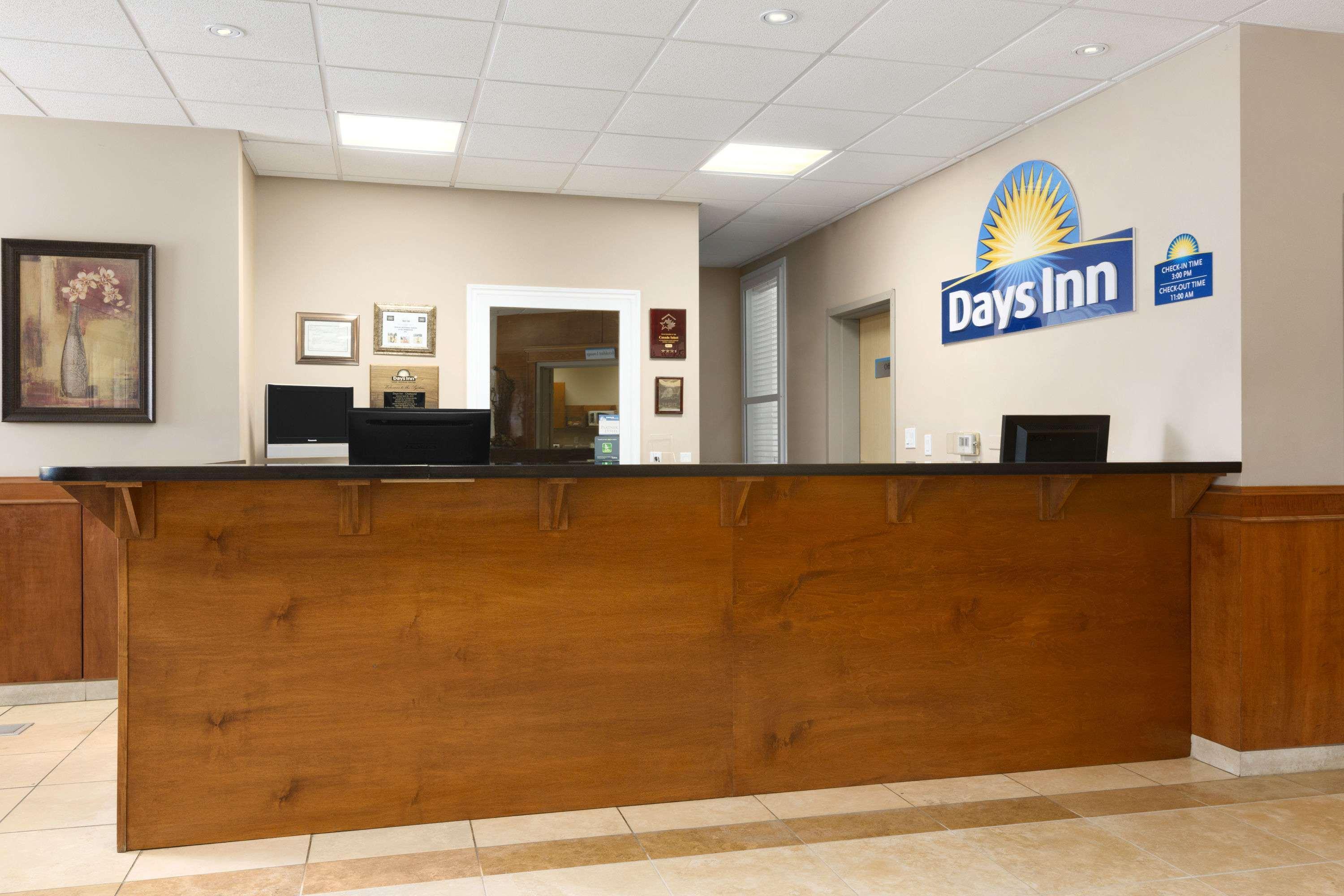 Days Inn By Wyndham Chetwynd Exteriér fotografie