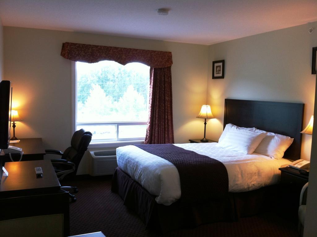 Days Inn By Wyndham Chetwynd Pokoj fotografie